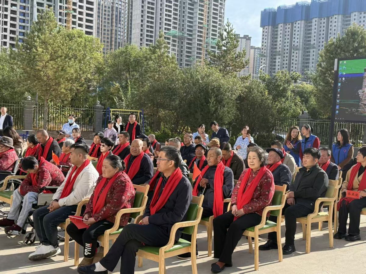 庆城县:商贤企业献爱心 重阳节走进养老服务中心开展慰问活动