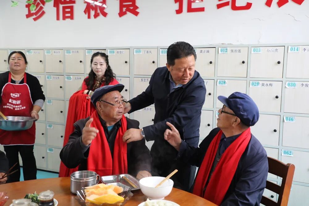 环县洪德镇开展重阳节文明实践活动