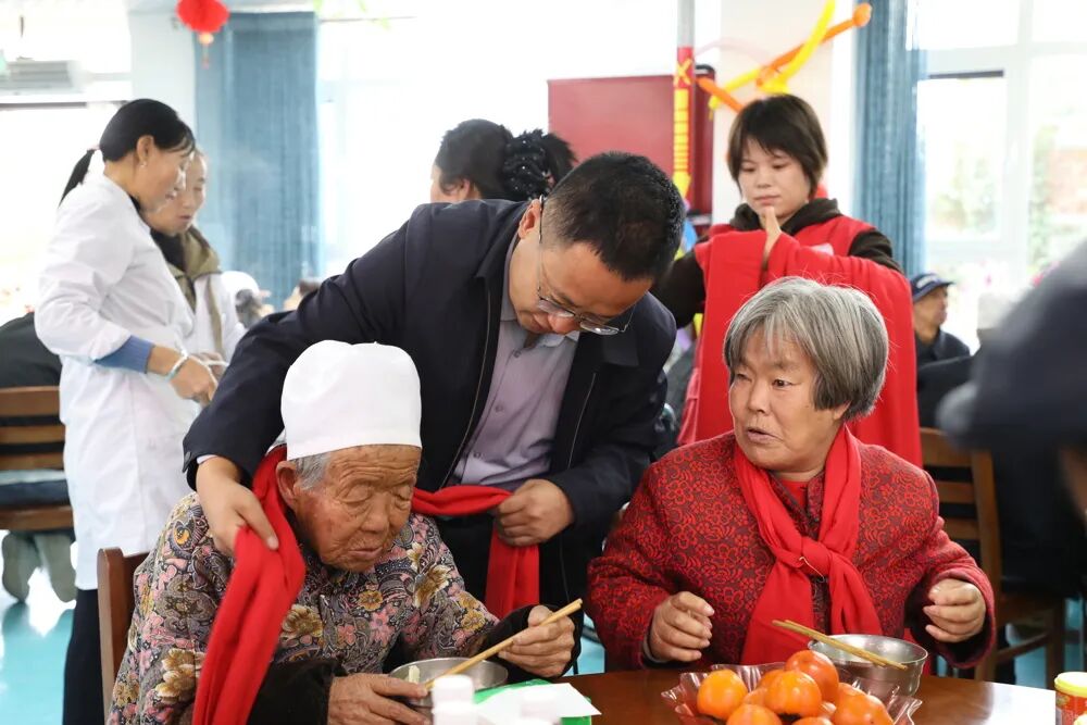 环县洪德镇开展重阳节文明实践活动