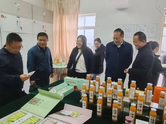 华池县开展沙棘产业专题研学赋能活动