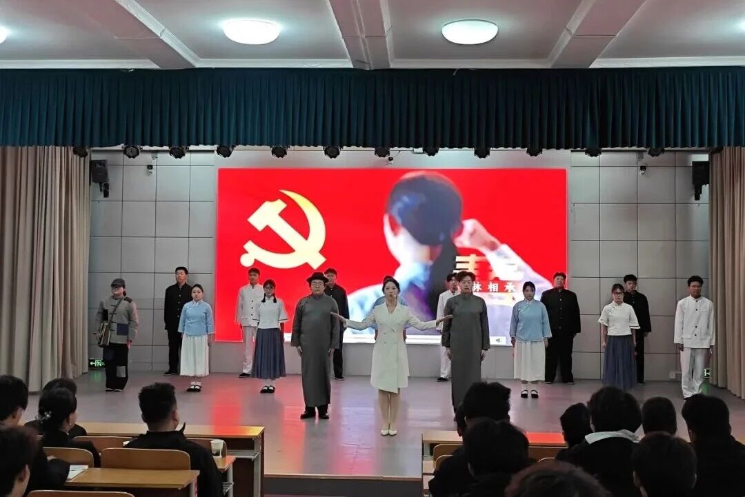 庆阳市开展纪念中国工农红军长征胜利90周年沉浸式大思政团课活动