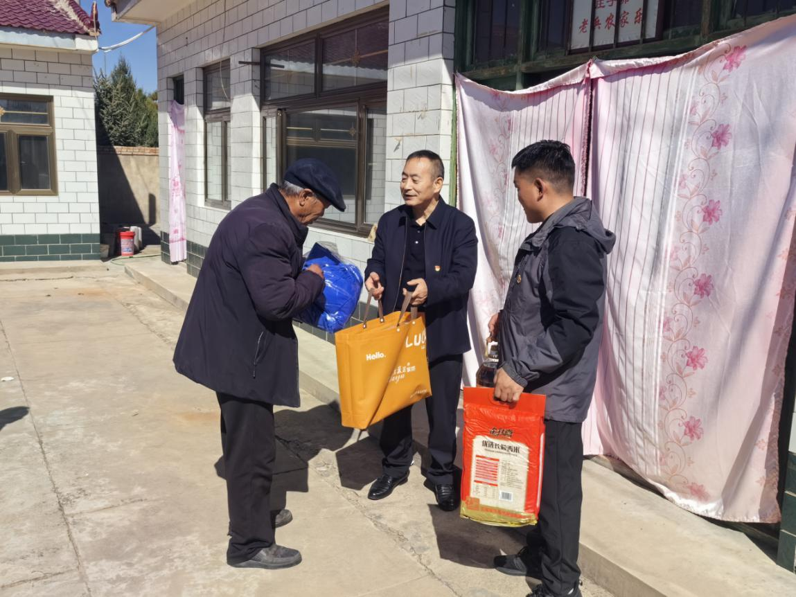 庆阳市退役军人事务局赴环县庄子峁开展学习教育实践暨职工运动会活动