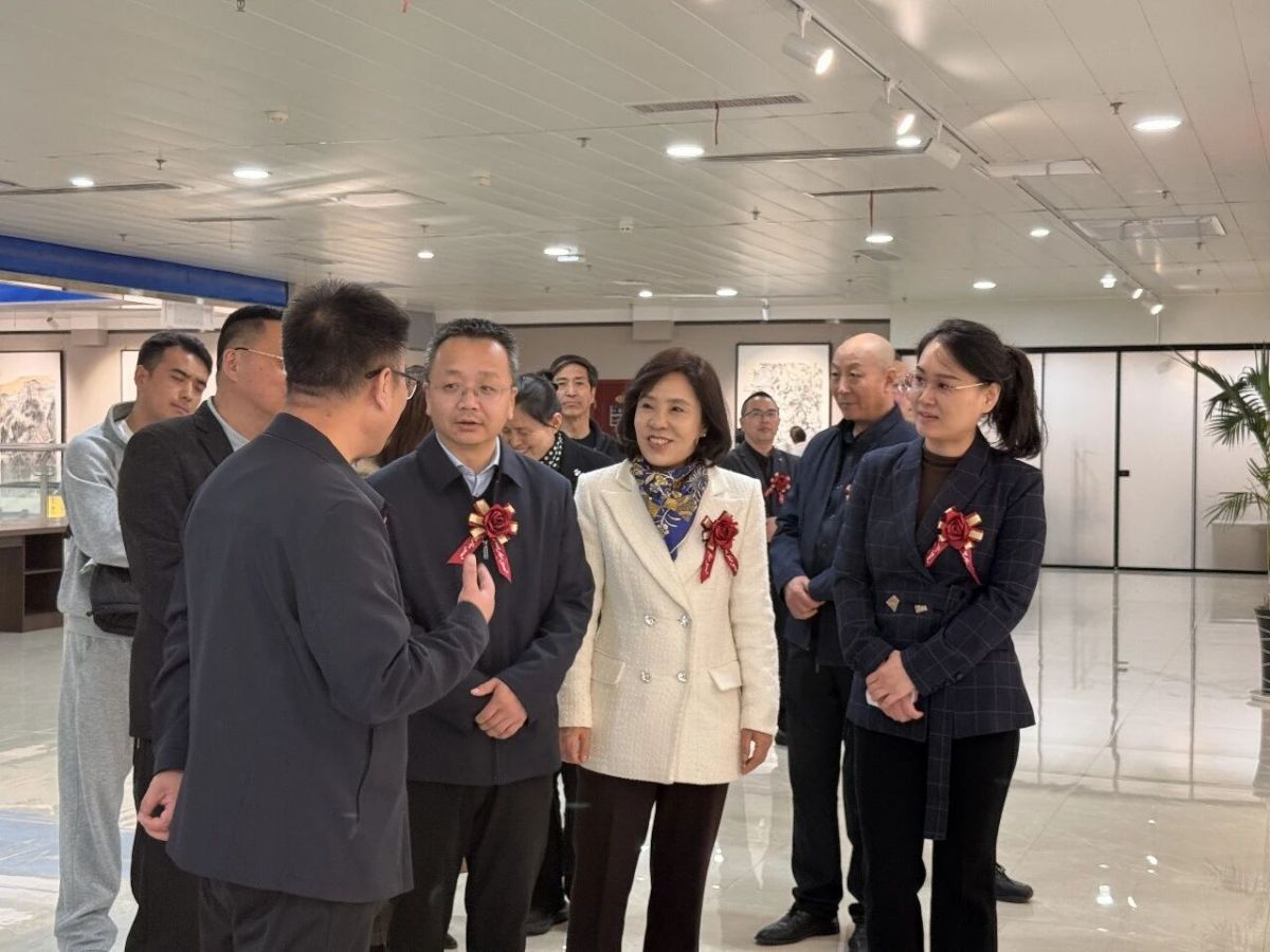 &ldquo;赓续长征精神，奋进复兴征程&rdquo;纪念红军长征胜利90周年庆阳市美术精品展开幕