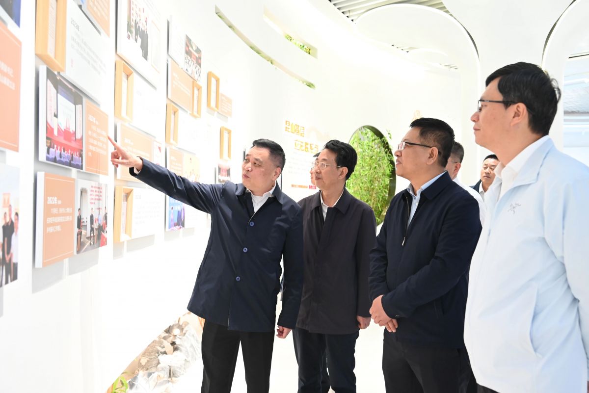 王之臣带队赴苏州昆山考察学习基层立法联系点工作并开展考察招商