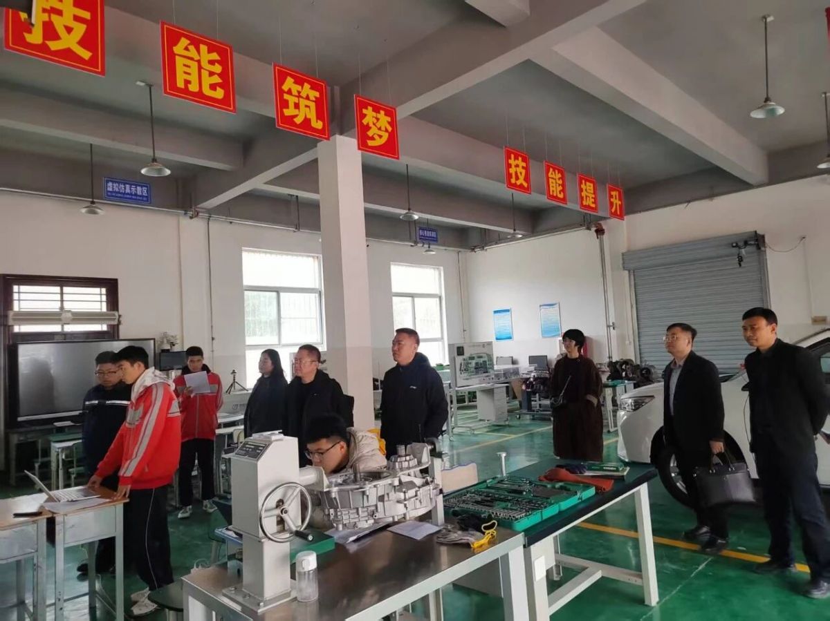 庆城县城乡就业服务局扎实推进校企劳务精准对接工作