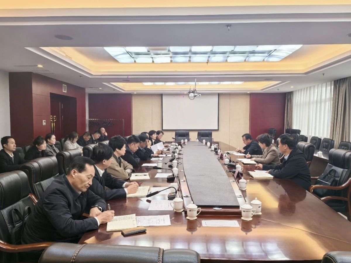 庆阳市人大常委会举行“代表接待日”活动
