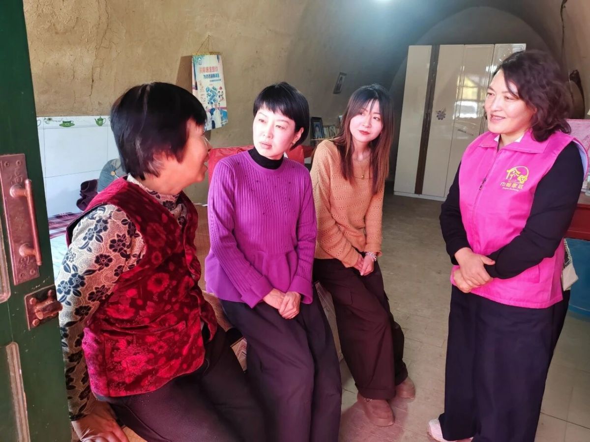 庆阳市庆城县妇联深入开展巾帼家政进社区进乡村活动